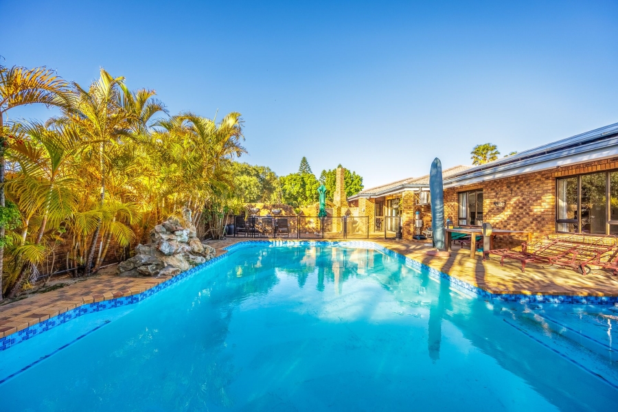 4 Bedroom Property for Sale in Tara Western Cape